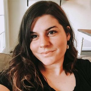 Meet your Posher, Jacquelyn